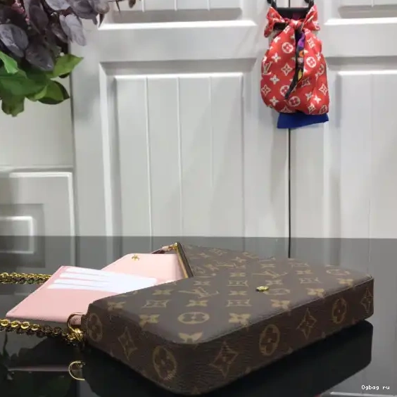 VUITTON FÉLICIE LOUIS POCHETTE 0324